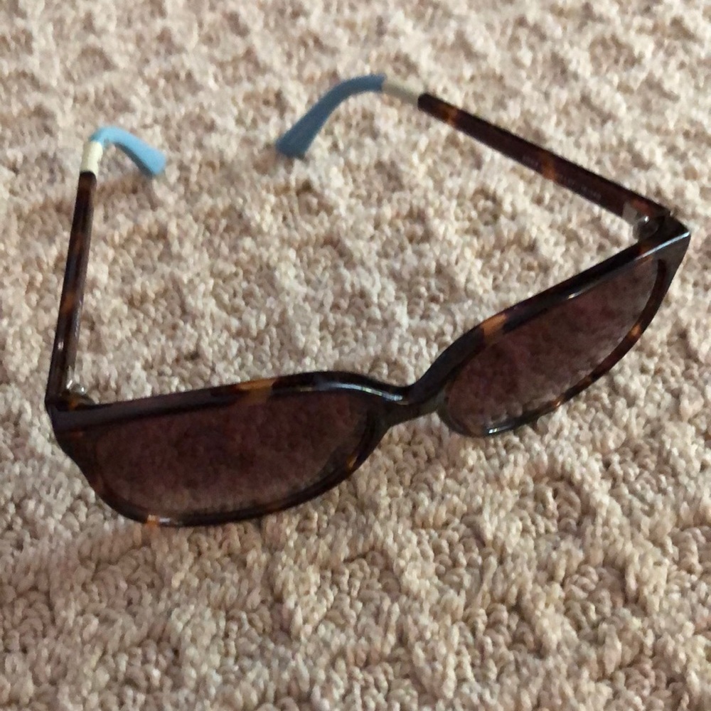 Toms classic sunglasses